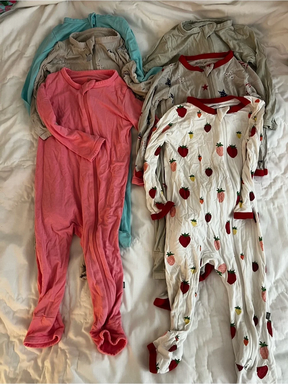 Kyte Baby - Bamboo Zippered Romper - Lot of 6